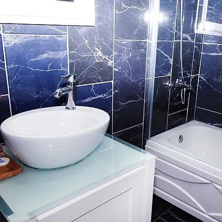 Hotel Concept Suit Premium 2*